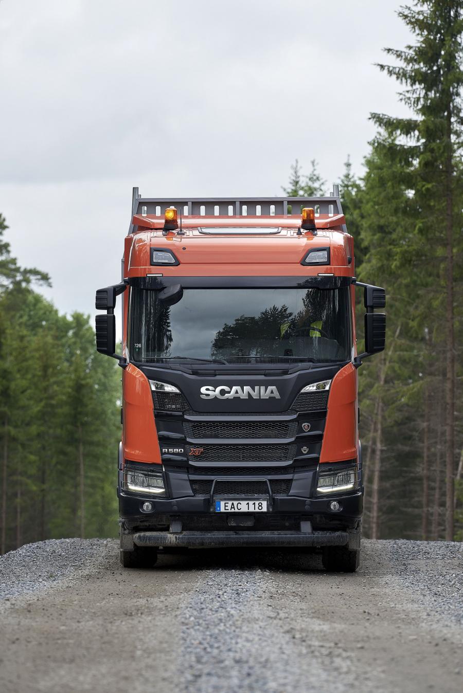  Scania R 580 XT 6x4 Highline Timber Truck 2017 года  (фото 5 из 8)